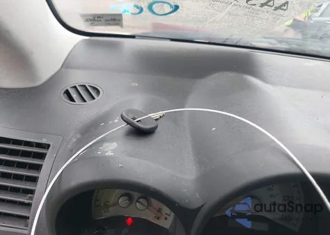 2006 Scion Tc z USA, uszkodzony, nr VIN JTKDE177X60064897